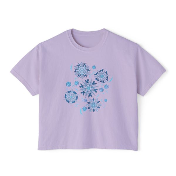 Merry Menagerie Snowflakes - Animal Kingdom s Puppets - Women s Boxy Tee For Discount