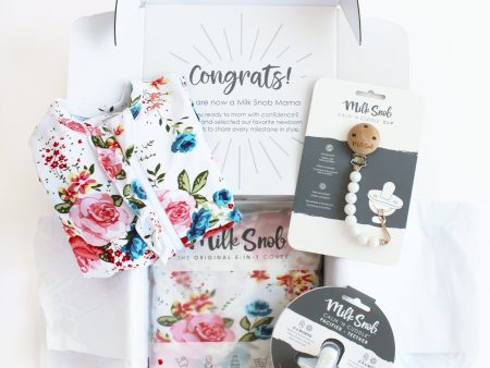 FRENCH FLORAL WELCOME BABY GIFT BOX For Sale