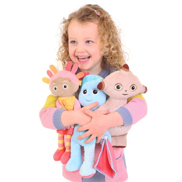 In the Night Garden Talking Igglepiggle 32cm Soft Toy Supply